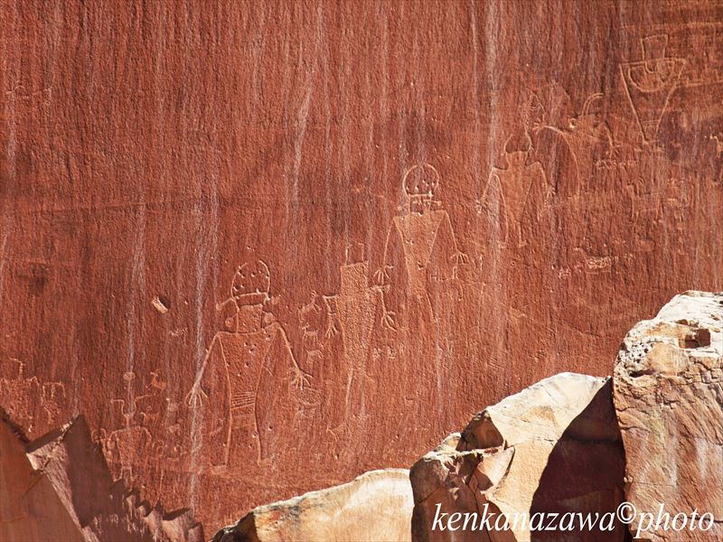 アメリカ岩絵　ペトログリフ