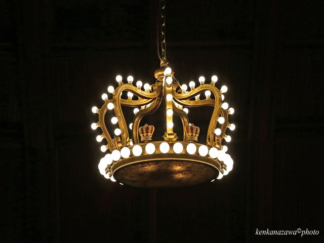 クラウンルーム